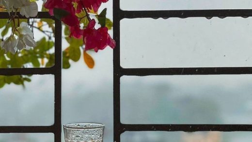 শুধু মাথা ভর্তি অনিশ্চয়তা না থাকলে পরিবেশটা সুন্দর