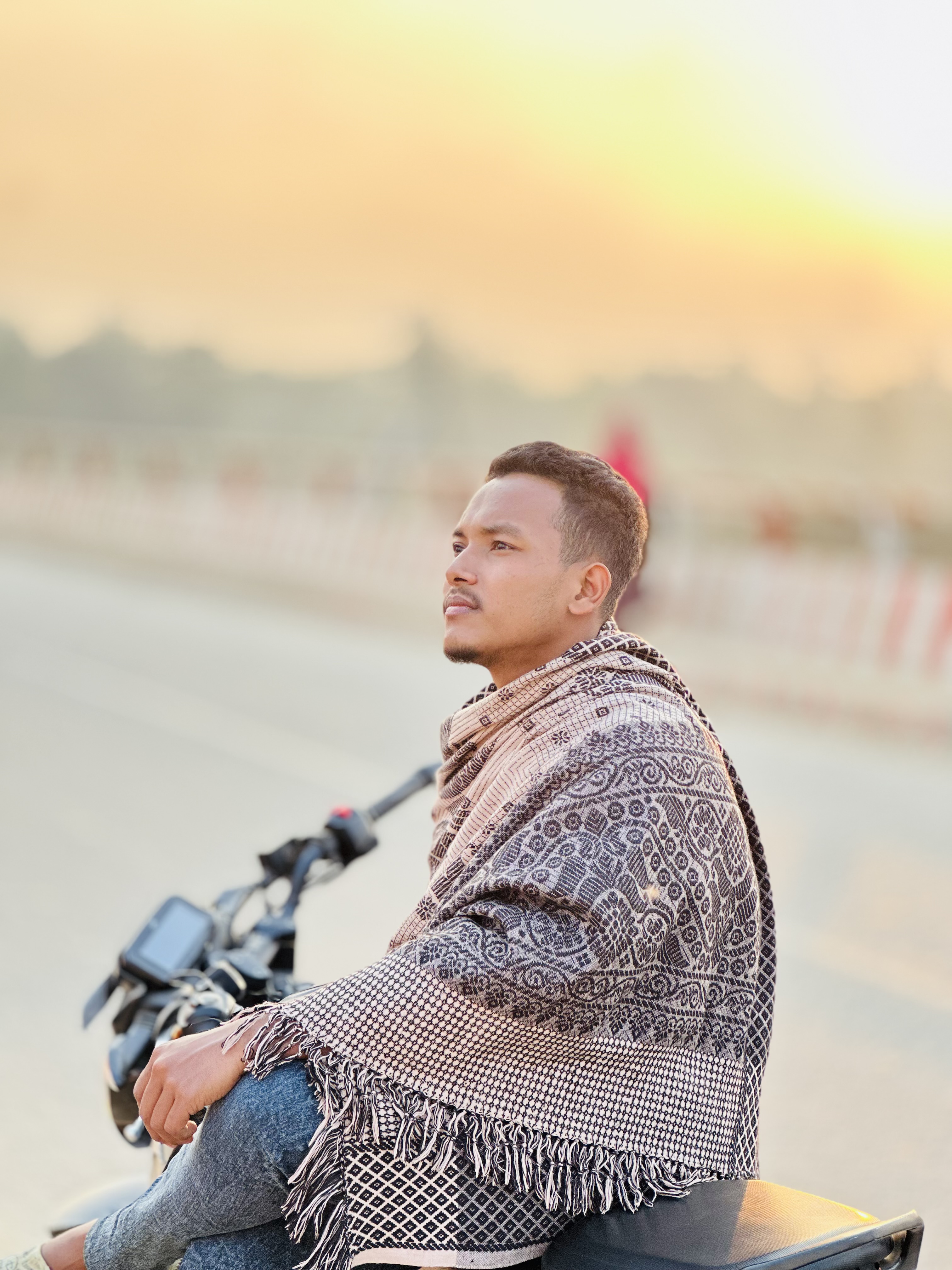 আমি বারবার নিজেকেই প্রশ্ন করি | অনুপম বর্মন